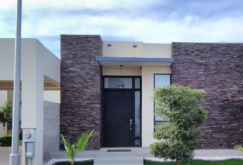 Casa en  Aurea Residencial, Calzada Cetys, Residencial Veredas Del Sol, Mexicali, Baja California, México