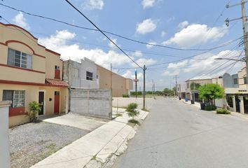 Casa en fraccionamiento en  Porfirio Treviño Rodríguez, Santa Lucía, Cadereyta Jiménez, Nuevo León, México