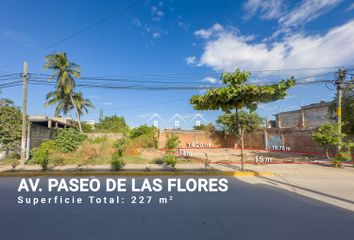 Lote de Terreno en  Paseo De Las Flores No. 172, Villa Las Flores, Puerto Vallarta, Jalisco, México