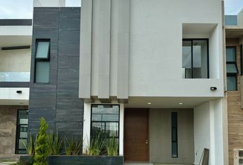 Casa en fraccionamiento en  Gema Residencial, Boulevard Ramón G. Bonfil, Pachuca De Soto, Estado De Hidalgo, México