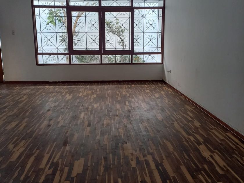 Casa en venta Jose Jimenez Borja, Cercado De Lima, Perú
