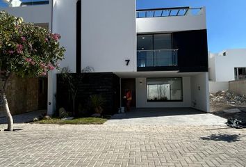 Casa en fraccionamiento en  Fraccionamiento Lomas De  Angelópolis, San Andrés Cholula