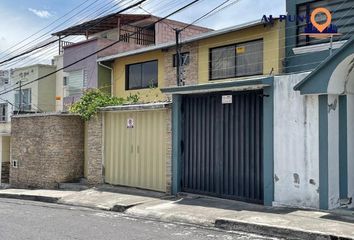 Casa en  Ponceano, Norte De Quito