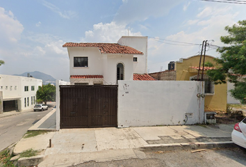 Casa en  Pitágoras, Atenas, Tuxtla Gutiérrez, Chiapas, México