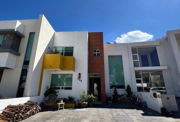 Casa en  Vistas De Altozano, Bosque Monarca, Michoacán, México