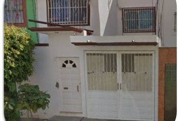 Casa en  Av. Perla, San Fernando, Tuxtla Gutiérrez, Chiapas, México