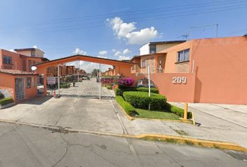Casa en fraccionamiento en  Camino Viejo A San Lorenzo 209, Barrio De Tlacopa, Toluca De Lerdo, Estado De México, México