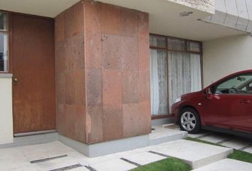 Casa en  Circuito Historiadores, Ciudad Satélite, Naucalpan De Juárez, Estado De México, México