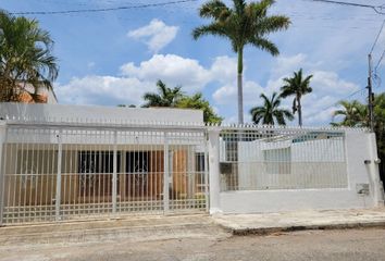 Casa en  Calle 13, Campestre, Mérida, Yucatán, México