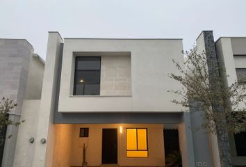 Casa en fraccionamiento en  Altrysa Residencial, Dominio Cumbres, Monterrey, Nuevo León, México