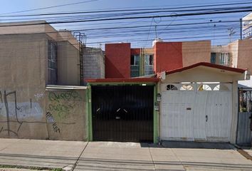 Casa en fraccionamiento en  Avenida Zarzaparrillas 30, Hacienda Coacalco, San Francisco Coacalco, Estado De México, México