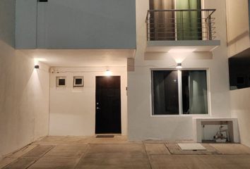 Casa en condominio en  Arco Real, Avenida Camino Real, Rincon De Los Arcos, Irapuato, Guanajuato, México