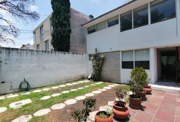 Casa en  Cto. Novelistas 34, Ciudad Satélite, Naucalpan De Juárez, Estado De México, México