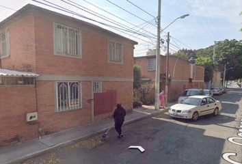 Casa en fraccionamiento en  Calle Oceano Indico 102-8, San Antonio Del Maurel, Santiago De Querétaro, Querétaro, México