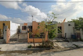 Casa en  José Gorostiza 927, Los Toboganes, 88177 Nuevo Laredo, Tamps., México