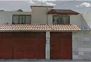 Casa en  Vía De Cobre 3303, La Joya, Puebla De Zaragoza, Puebla, México