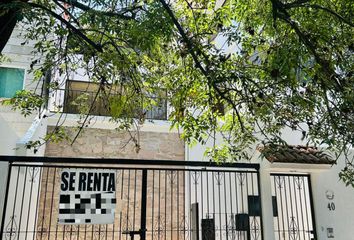 Casa en fraccionamiento en  Avenida Residencial Chiluca, Residencial Chiluca, Chiluca Y Club De Golf Chiluca, Ciudad López Mateos, Estado De México, México