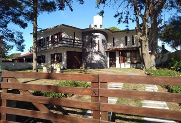 Casa en  Calle 28 466, Las Toninas, Provincia De Buenos Aires, Argentina