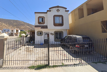 Casa en  C. Homero 619, Villa Residencial Del Rey Ii, 22785 Ensenada, B.c., México