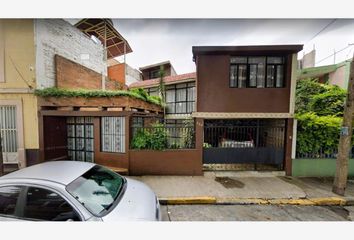 Casa en  Calle Juan José De Lejarza, Centro Histórico De Morelia, Morelia, Michoacán, México