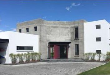 Casa en  La Cerámica, Tumbaco, Quito, Ecuador