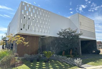 Casa en condominio en  Calle Hacienda San Acasio, Base Aérea Militar No 5, Zapopan, Jalisco, 45138, Mex