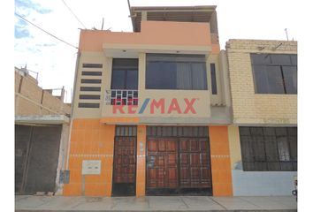 Casa en  Urb. Remigio Silva, Chiclayo, Perú