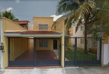 Casa en  Priv. Cráter 13, Sm 15, 77505 Cancún, Q.r., México