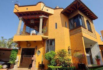 Casa en  Vicente Estrada Cajigal, Cuernavaca, Morelos