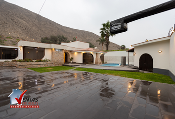 Casa en  La Molina, Lima