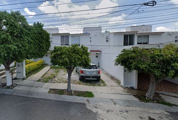 Casa en fraccionamiento en  Ángeles 105, Mision Mariana Iii, Candiles, Querétaro, México