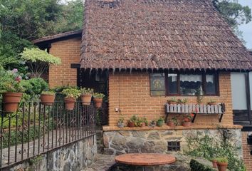 Casa en  Santa María Ahuacatlan, Valle De Bravo