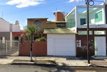 Casa en  Calle Invernadero, Jardines Del Virginia, Boca Del Río, Veracruz, México