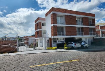 Departamento en  Espe, Avenida General Rumiñahui, Sangolquí, Ecuador