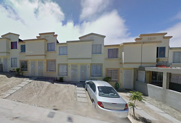 Casa en  De La Acacia 4551, Urbiquinta Del Cedro, 22564 Tijuana, Baja California, México