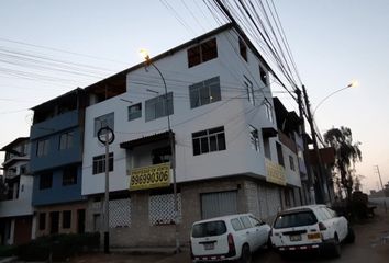 Casa en  Avenida Nicolás De Piérola 1276, Cuadra 12, Pj. Primer Hogar Policial Sector Ii, Villa María Del Triunfo, Lima, 15809, Per