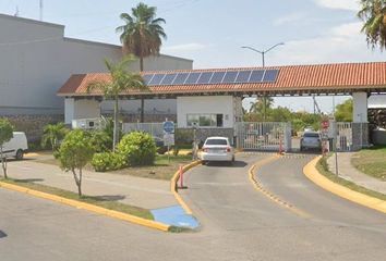 Casa en fraccionamiento en  Cedro, Los Mangos, Mazatlán, Sinaloa, México