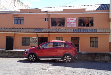 Casa en  Calle Puna 2-106, Quito, Ecu