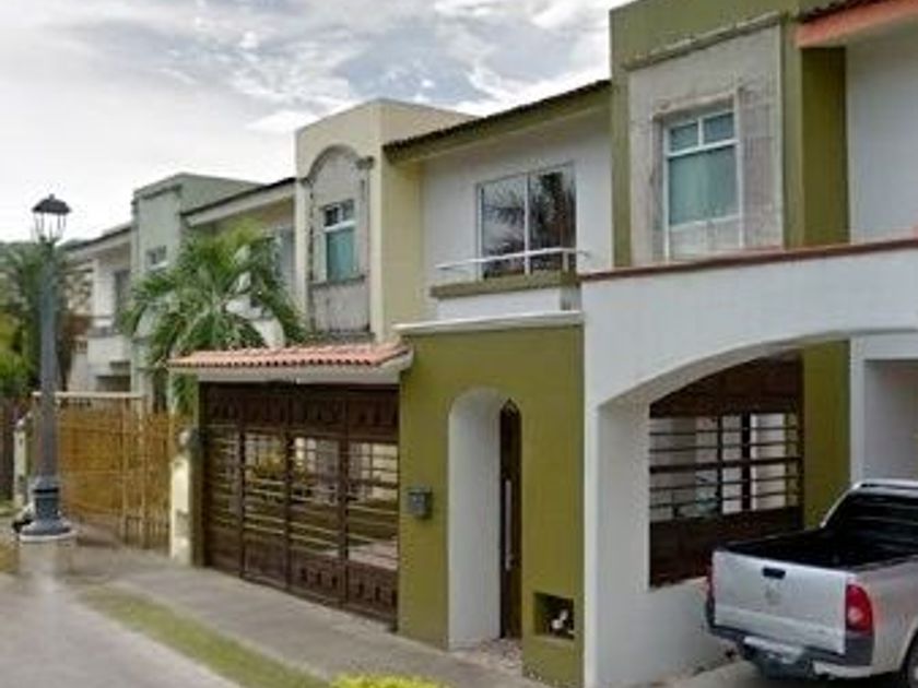 venta Casa en Residencial Fluvial Vallarta, Puerto Vallarta (MVRS139) icasas.mx