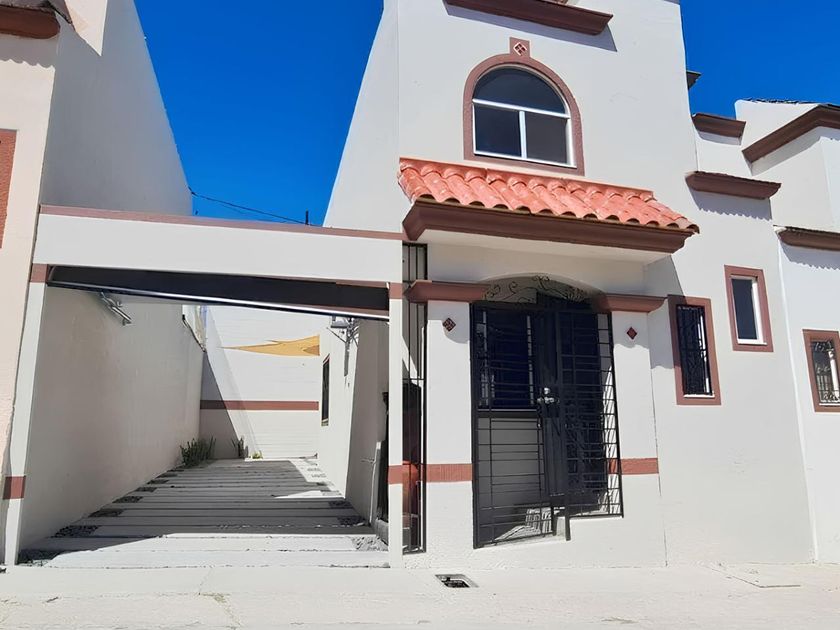 venta Casa en Jardines de Agua Caliente, Tijuana ( 6F88245)-  