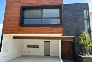 Casa en  Amacuzac 46, Lomas De Angelópolis, 72865 Lomas De Angelópolis, Puebla, México