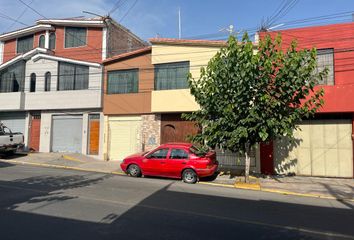 Casa en  Calle Teniente Rodríguez 300, Miraflores, Perú