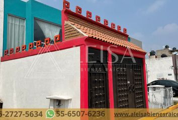 Casa en fraccionamiento en  Calle Las Huertas, Fraccionamiento Las Huertas, Chalco, México, 56600, Mex