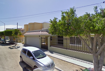 Casa en fraccionamiento en  De La Mantarraya, La Selva Fidepaz, 23094 La Paz, Baja California Sur, México