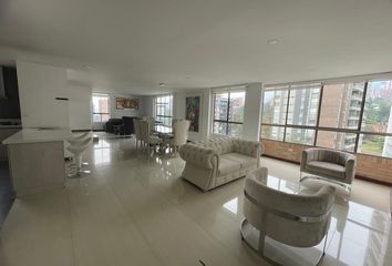 Apartamento en  Aguacatala, Medellín