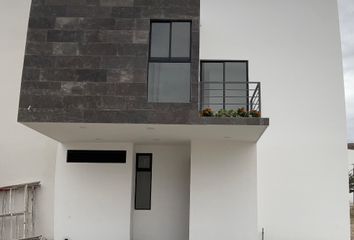 Casa en fraccionamiento en  Gran Peñon Sección Terrazas, Prolongación Calzada De Guadalupe, San Luis Potosí, México