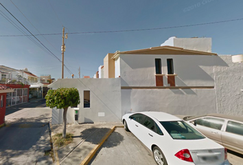 Casa en fraccionamiento en  Calle General José Robles 21, Playas, 82128 Mazatlán, Sinaloa, México