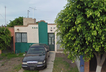 Casa en  Calle Juan De Montoya, Hidalgo, Santiago De Querétaro, Querétaro, México