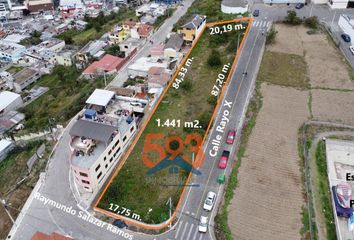 Terreno Comercial en  Q977+64g, Ambato, Ecuador