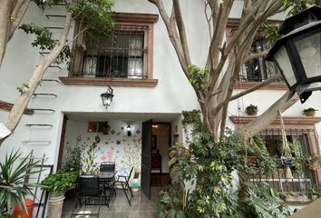 Casa en  Avenida Fray Juan De San Miguel 40-40, Villa De Los Frailes, San Miguel De Allende, Guanajuato, 37790, Mex